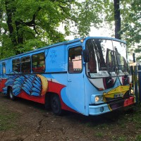 Leteči avtobus na Doživljajskem igrišču
